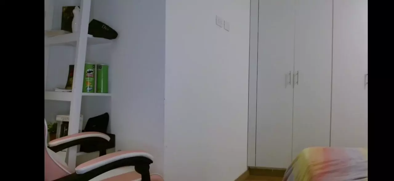 Kim Mikka fazendo um streaming cheio de ousadia