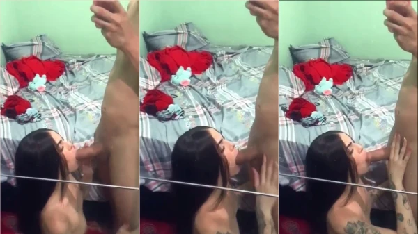 Vídeo picante da funcionária se divertindo e dando uma chupada no chefe