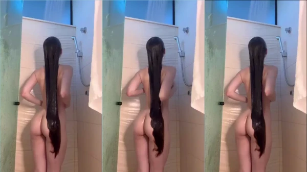 A famosa Giulia Rosa foi flagrada de nudez total enquanto tomava banho!