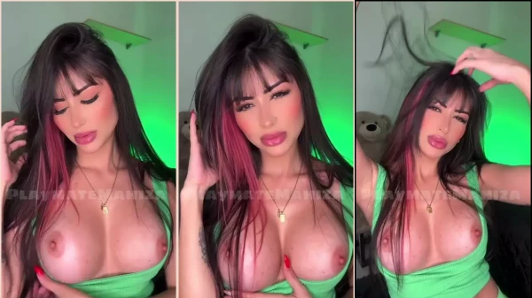 A safada atriz pornô Playmate Mahiza mostrando todo seu charme